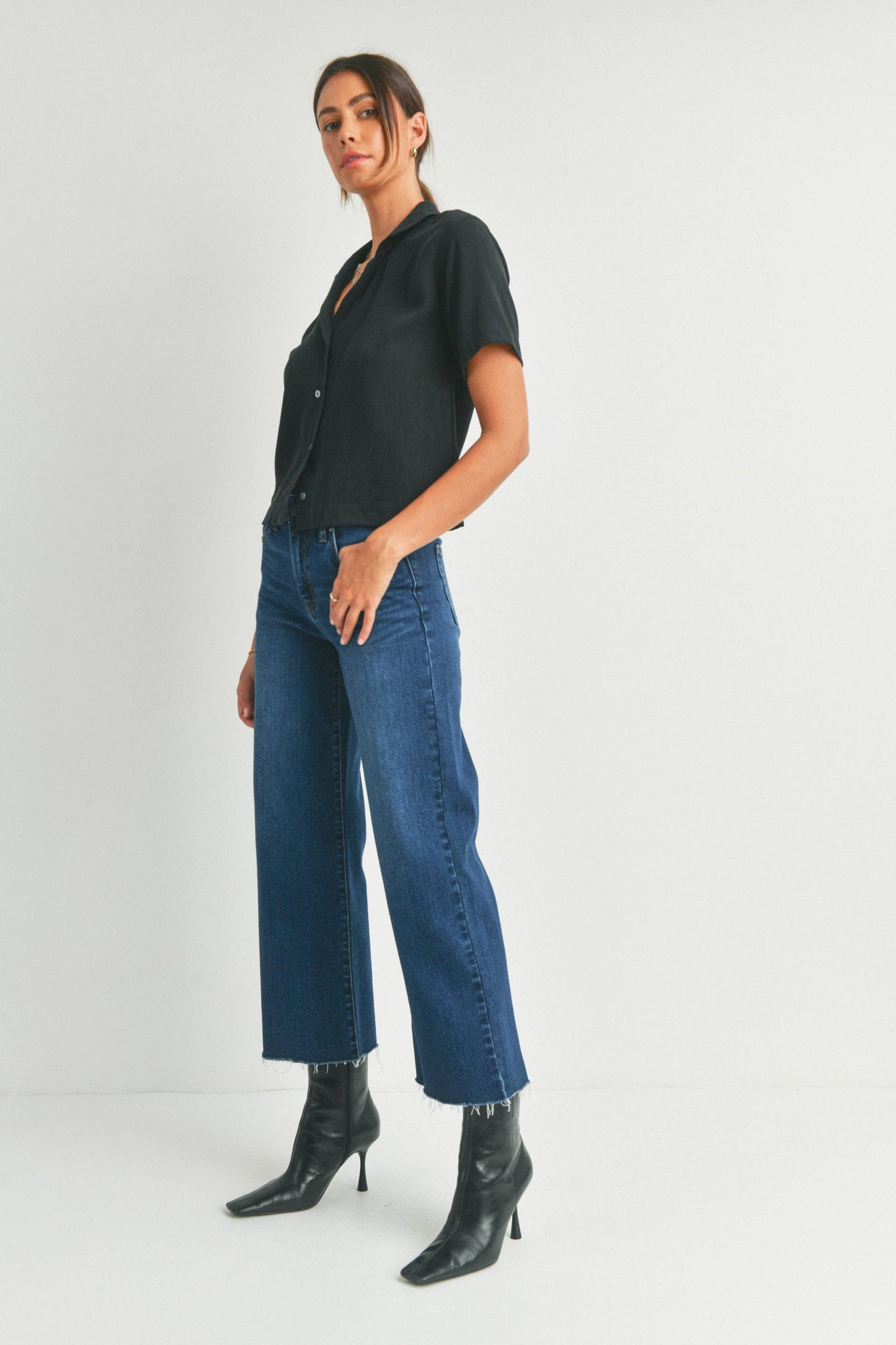 Lola Slim Wide Leg Cropped