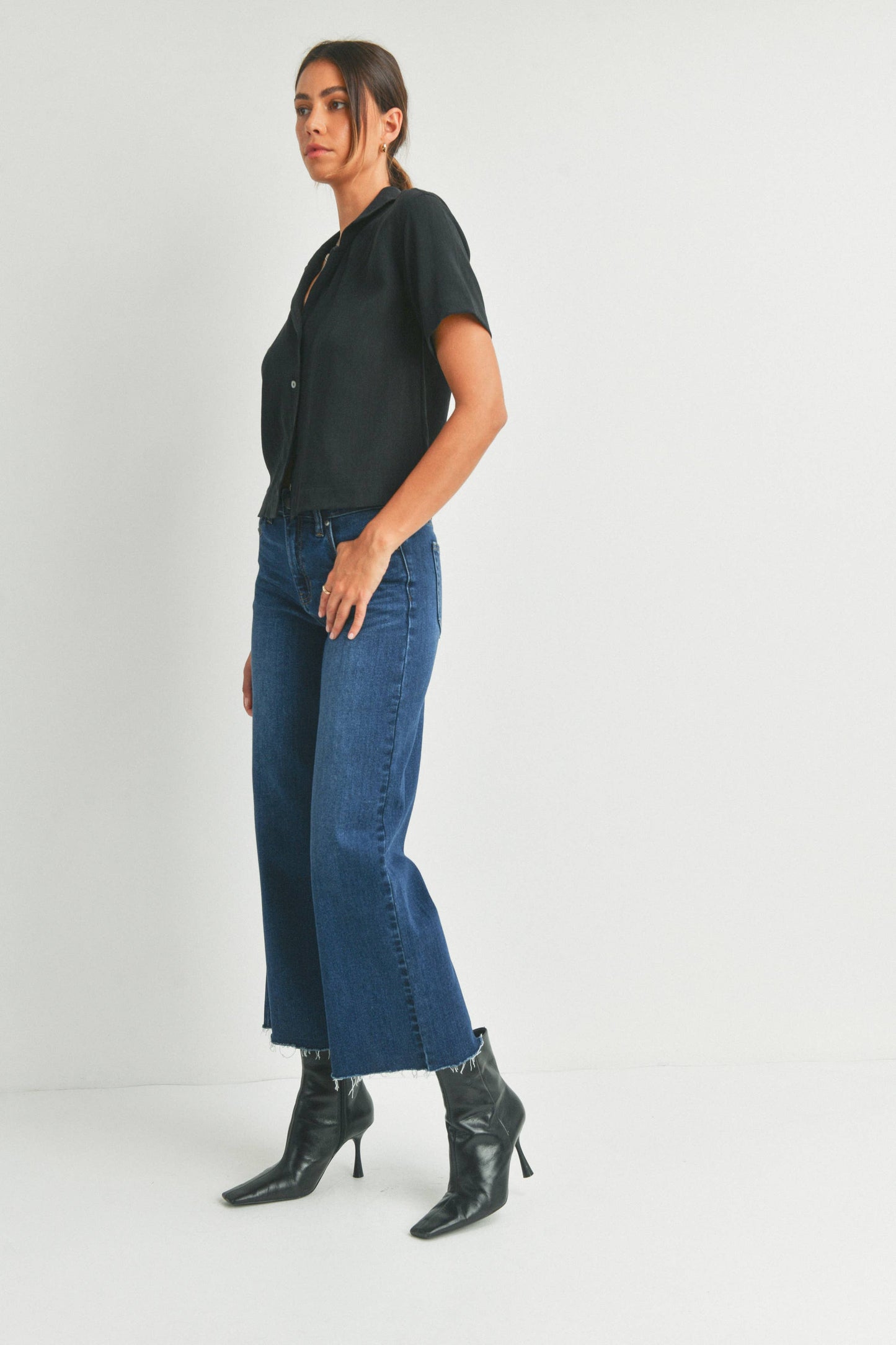Lola Slim Wide Leg Cropped