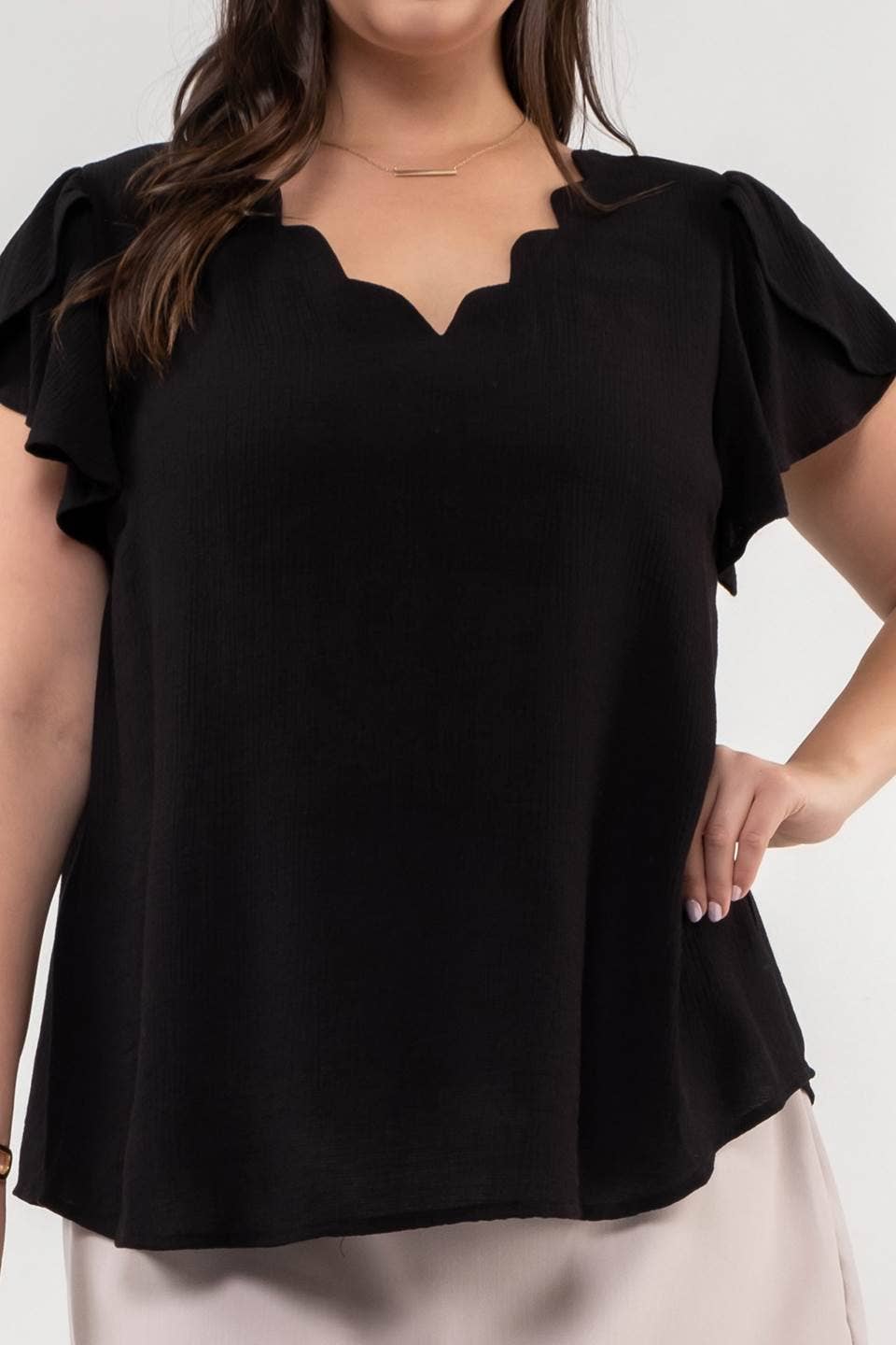 V-Neck Scallop Trim Blouse w/Tulip Sleeve