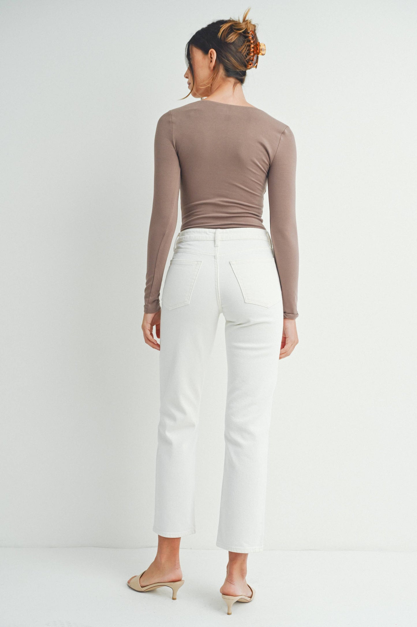 Lily Stretch Straight