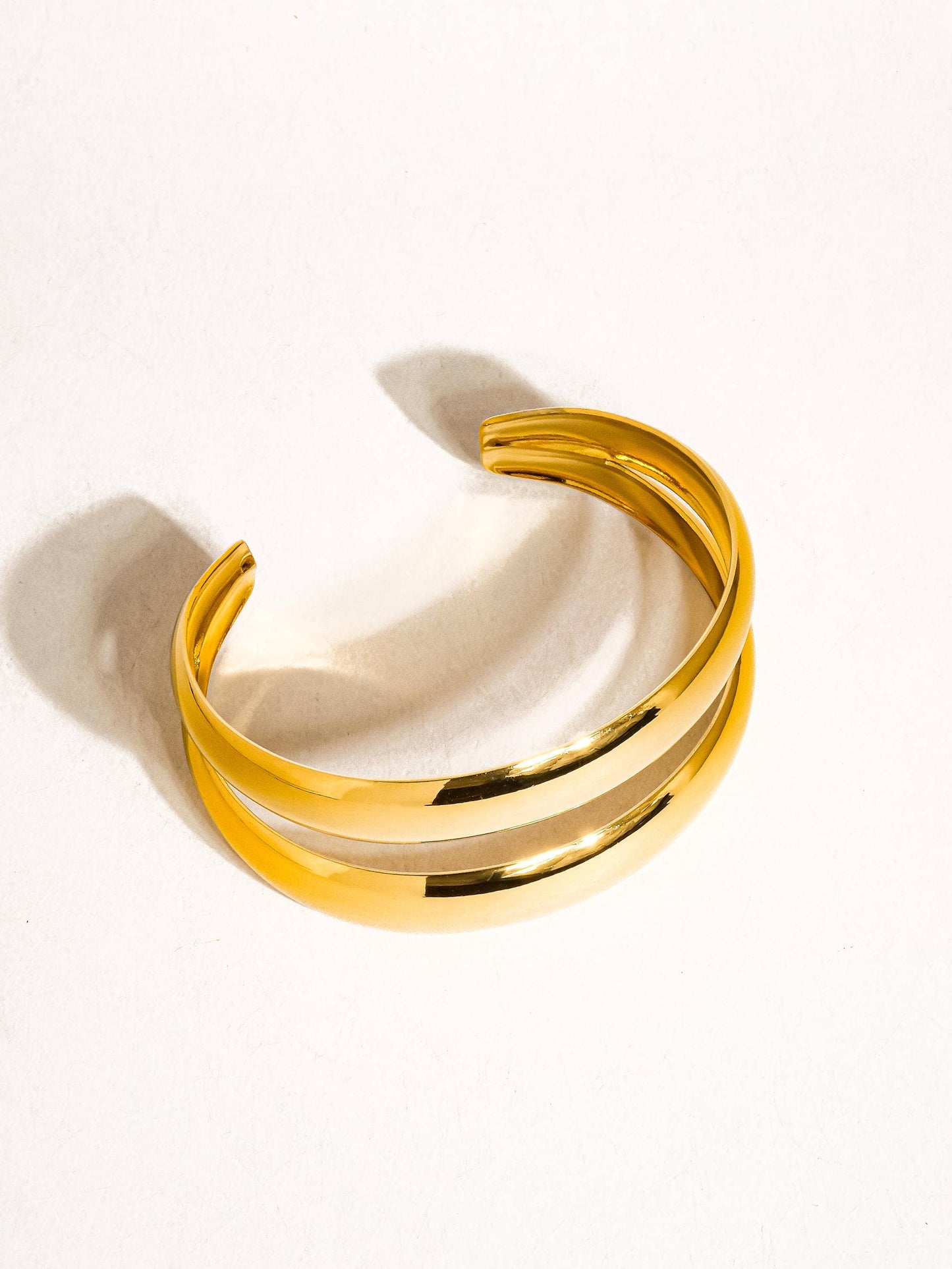 Ronan 18K Gold Layered Round Bangle