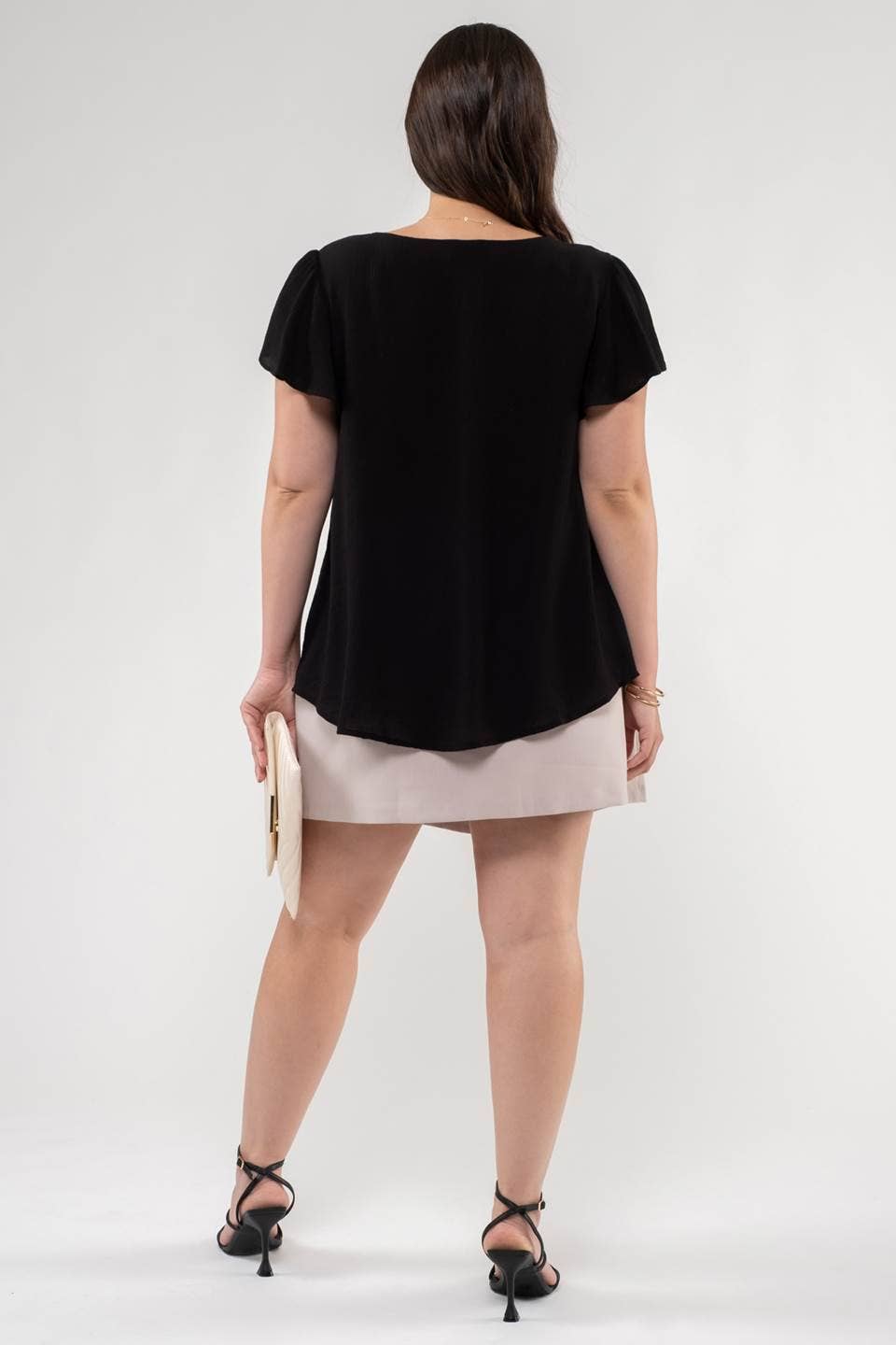 V-Neck Scallop Trim Blouse w/Tulip Sleeve