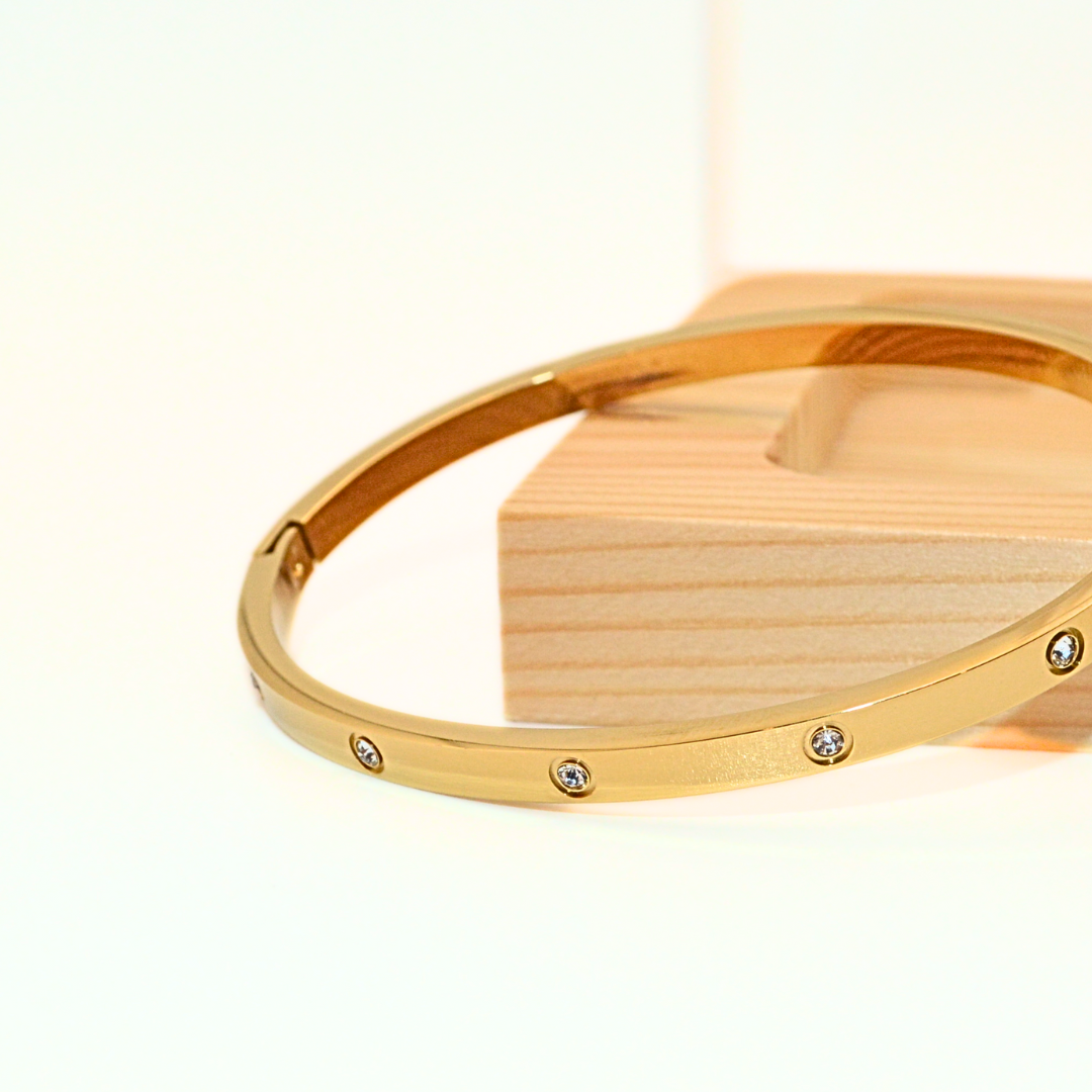 Minimalist Bangle Bracelet