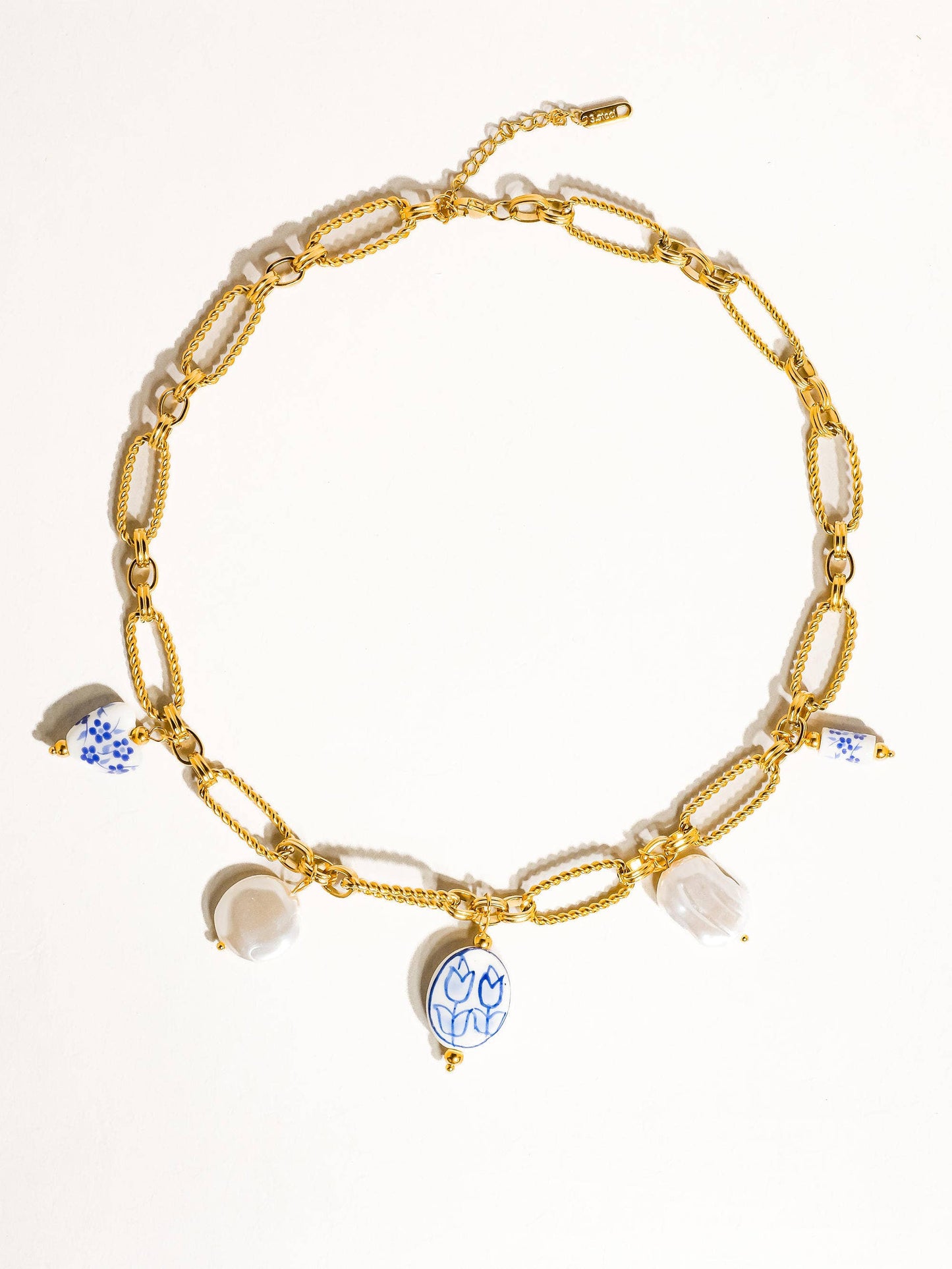 Riela 18K Gold Floral Ceramic Chain Necklace