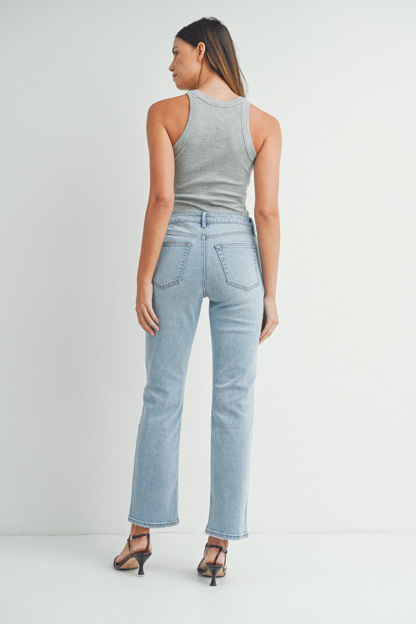 Lily Stretch Straight