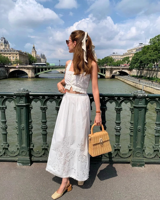 Euro Summer Chic: What to Wear &  Must-Have Pieces for 2025