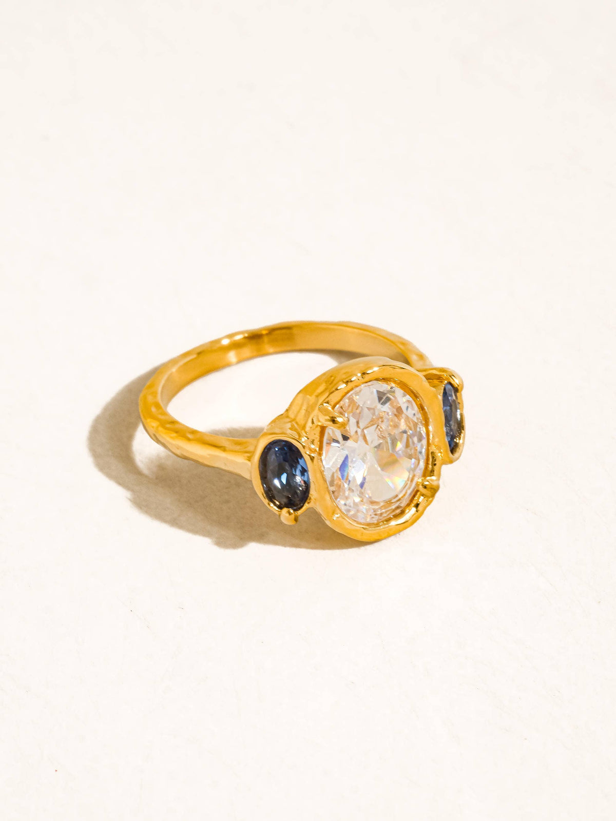 Chamonix Vintage Trio Ring