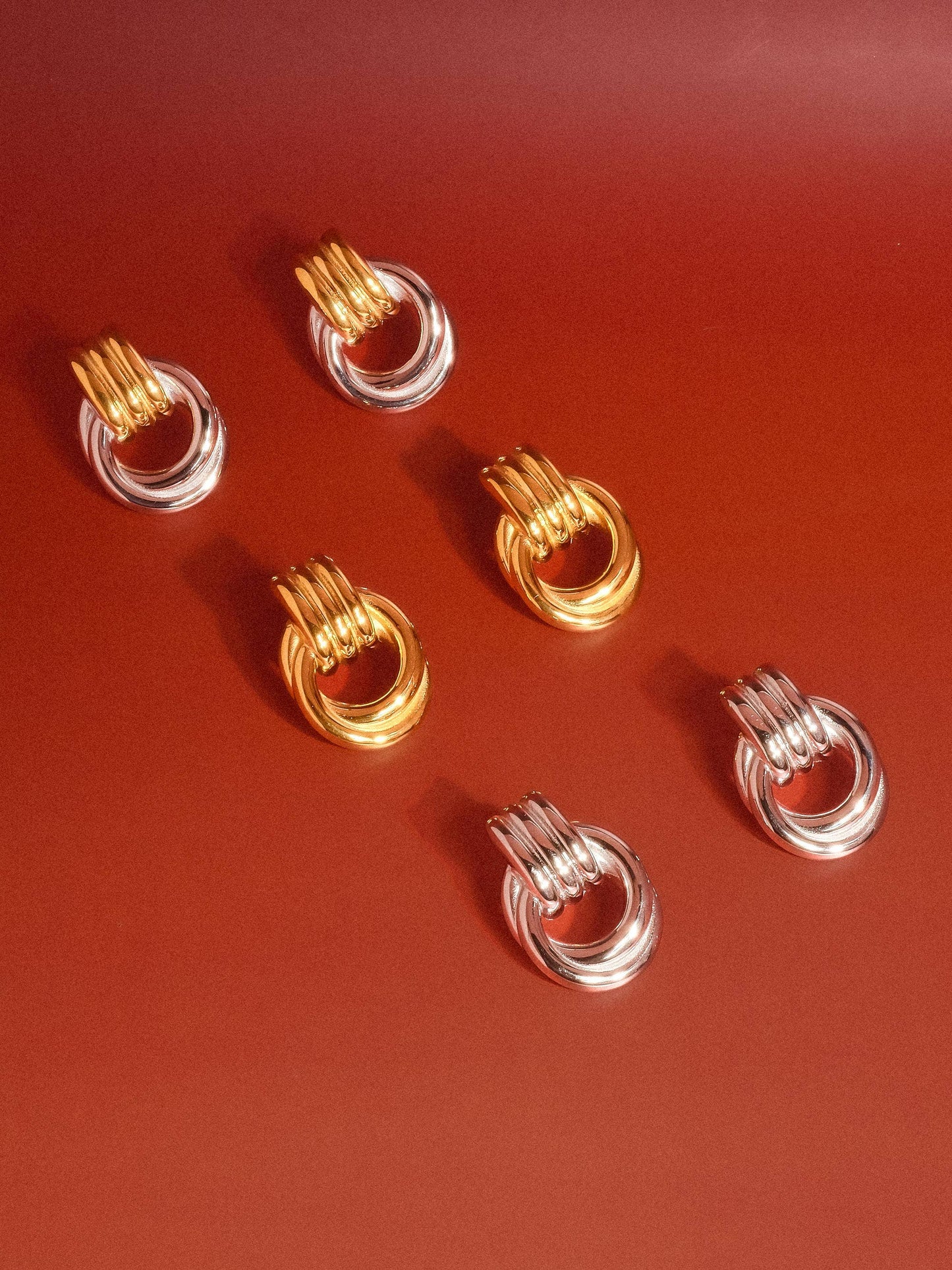 Wanda 18K Classic Hoop Earring