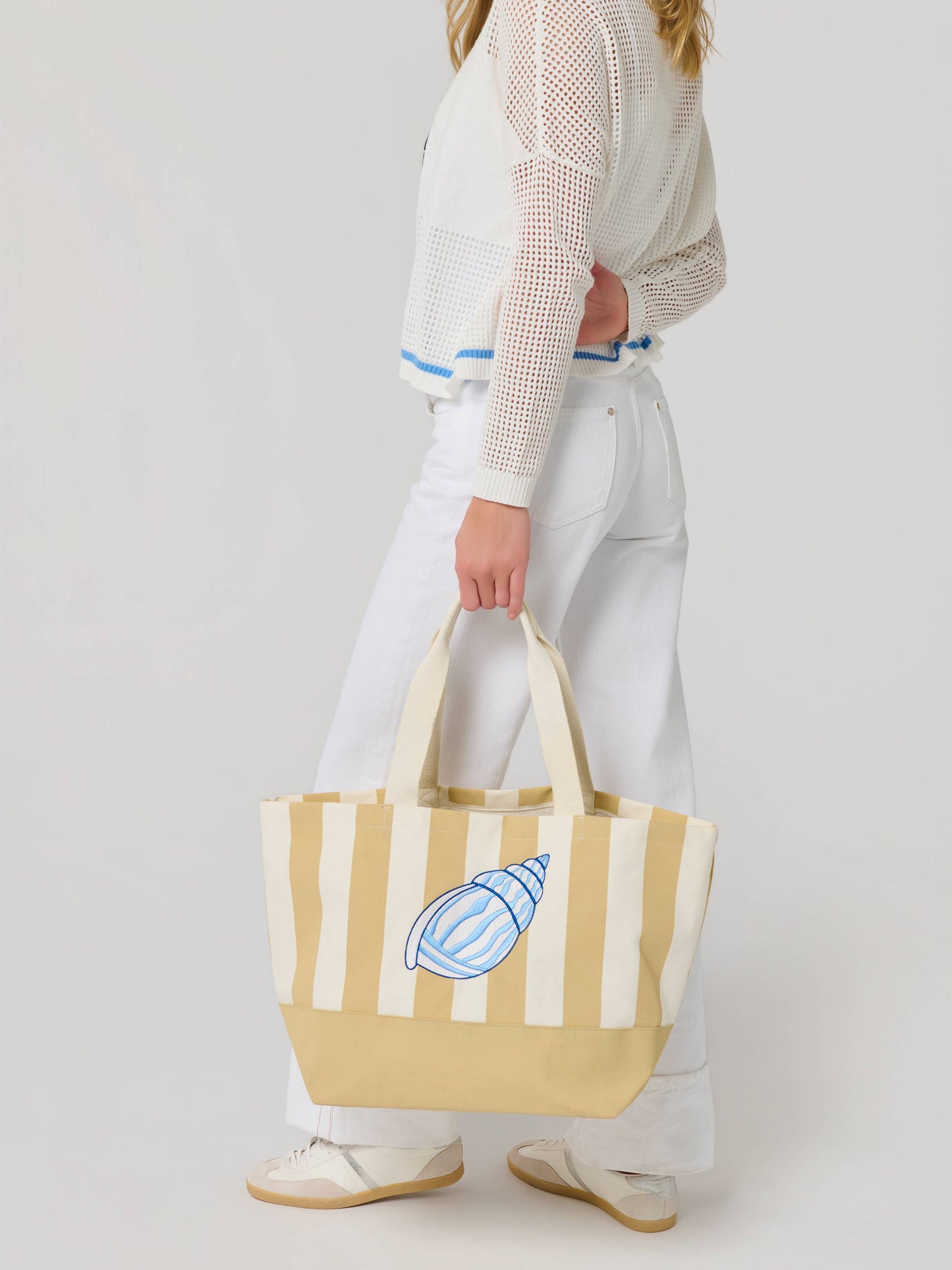 Shelly Tote