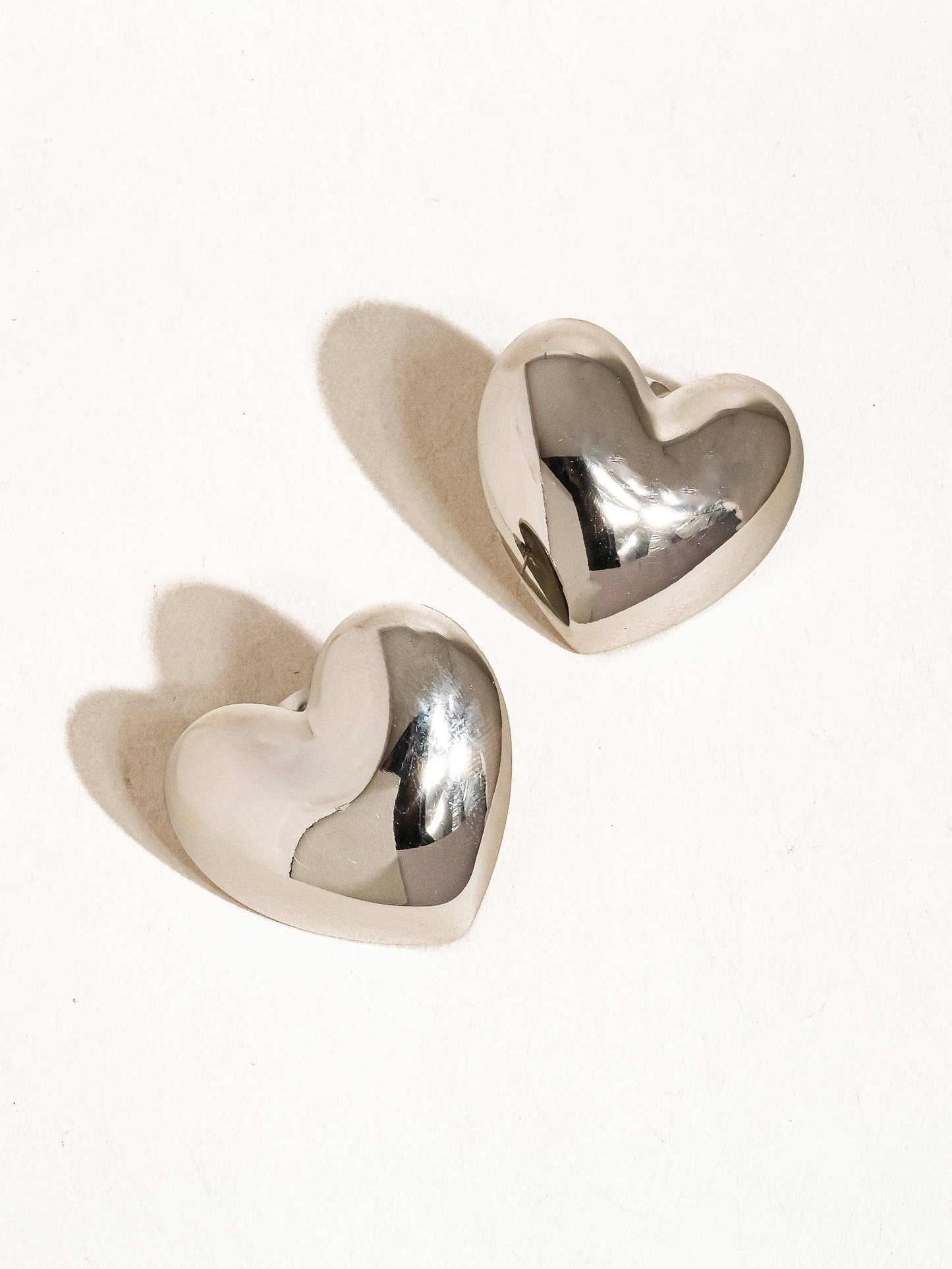 Chantilly Classic Heart Stud