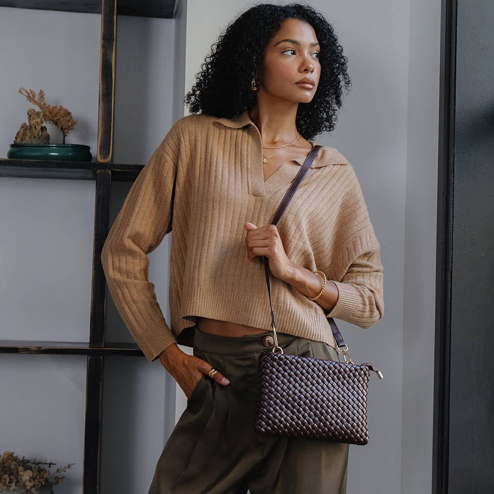 Daisy Olive Crossbody Bag