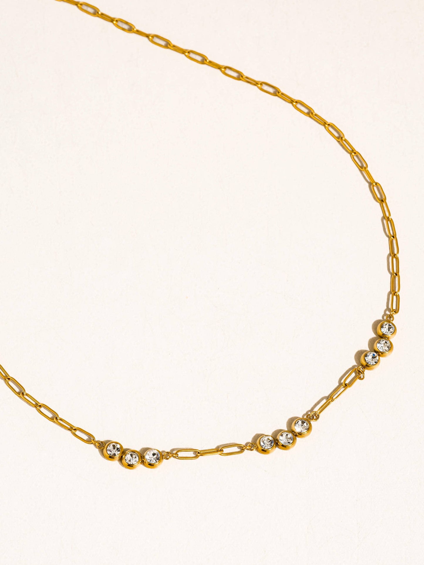 Éclaire Station Chain Necklace