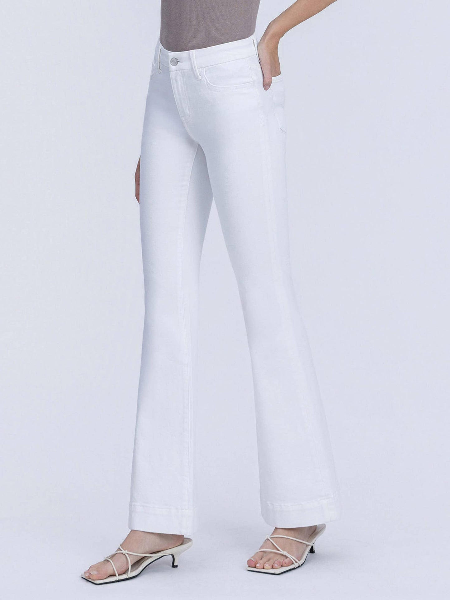 Arden Flare Mid Rise