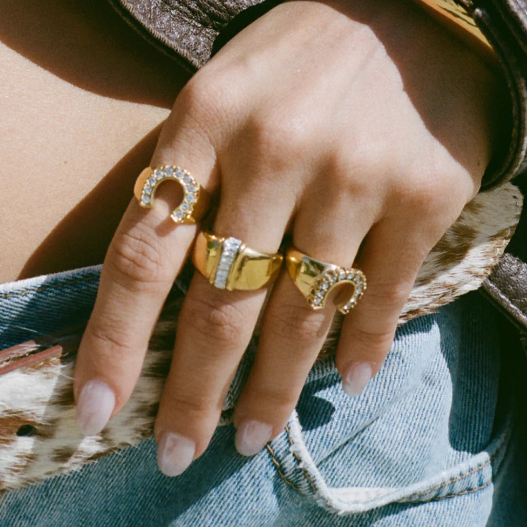 Rodeo Ring - Ginneca Row
