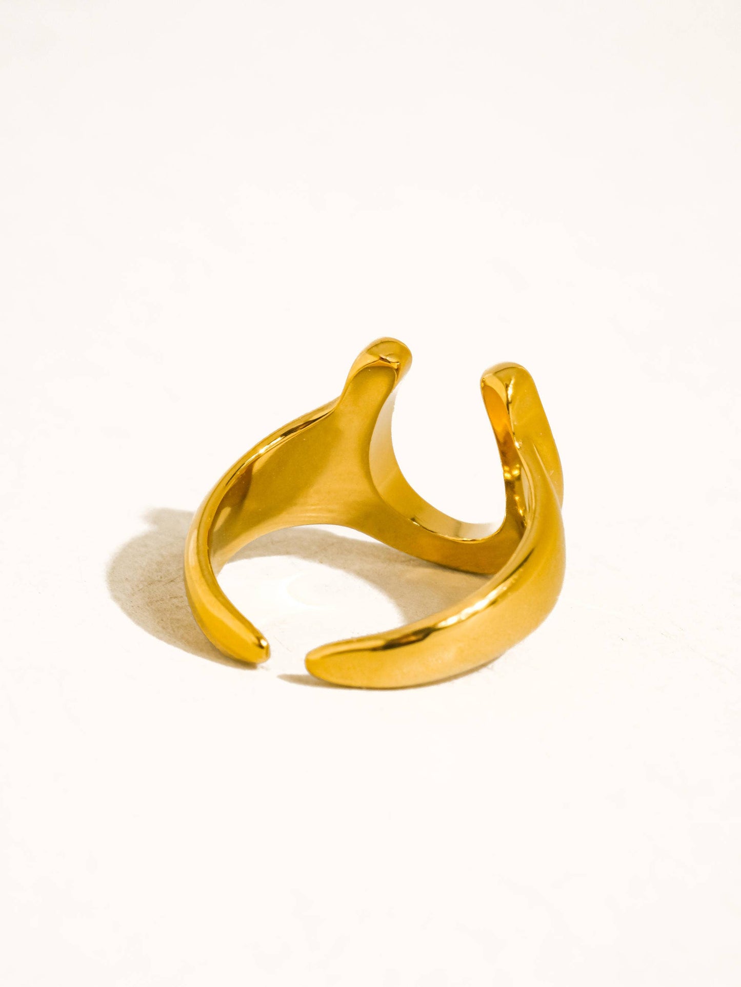 18K CZ Horseshoe Ring