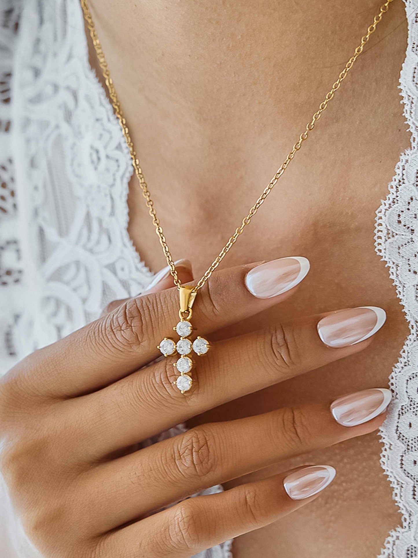 Raimon 18K Gold Dainty Cross Necklace