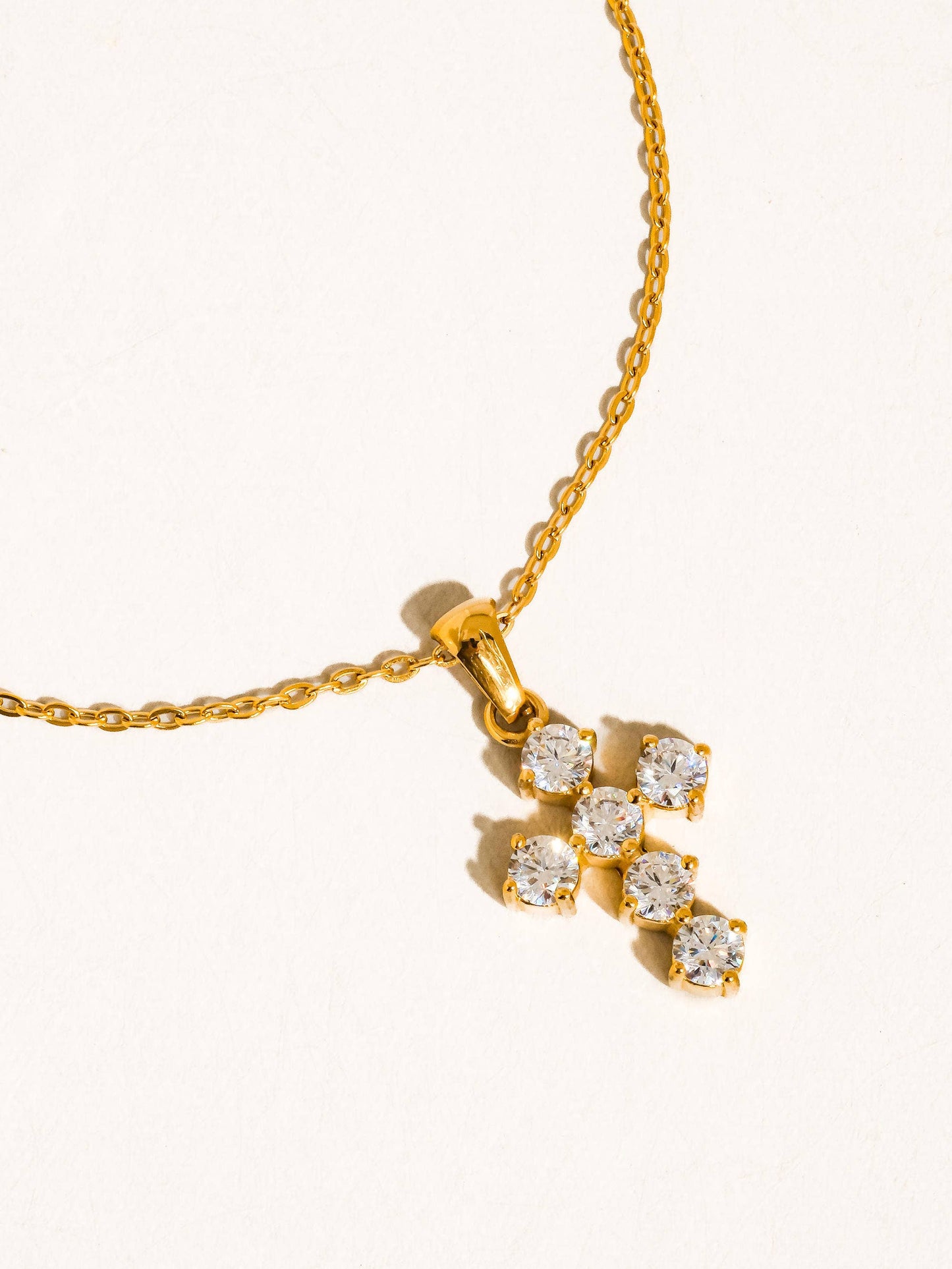 Raimon 18K Gold Dainty Cross Necklace