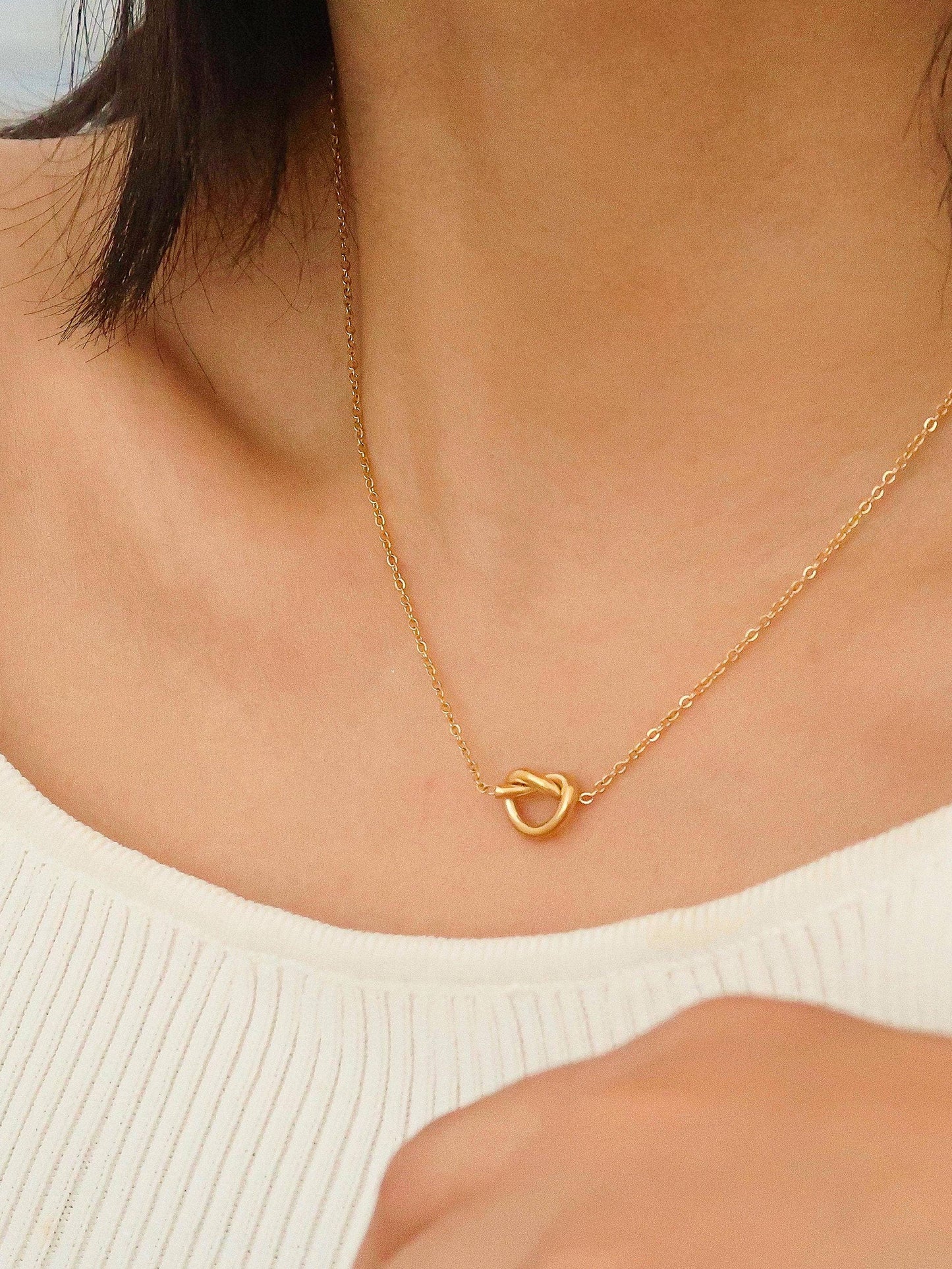 Aimee 18K Gold Petite Heart Necklace